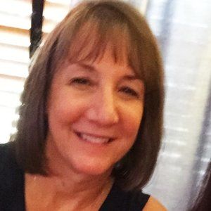 Meet your Posher, Dana